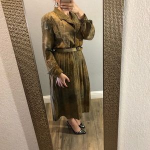 Beautiful women’s dress!